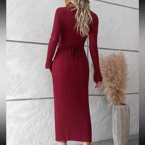Classic Ribbed Knit Fitted V Neck Long Sleeve Dress Burgundy - Picture 2 of 16